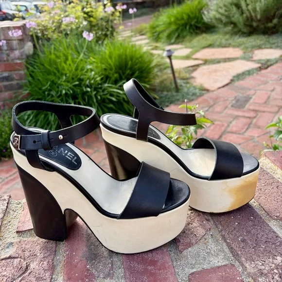 Luxurious Chanel Colorblock Leather Platforms 37 Authentic Damaged - Picture 5 of 13